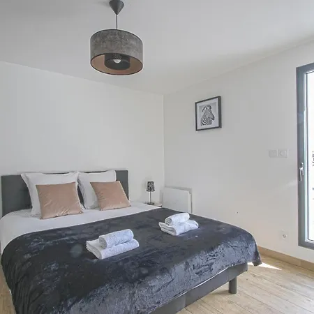 펜션 Quijote, Maison Moderne Avec Terrasse A *